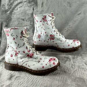 Dr. Martens 1460 Smooth‎ Leather Lace Up Boots Womens 10 Portland Rose Soft Girl